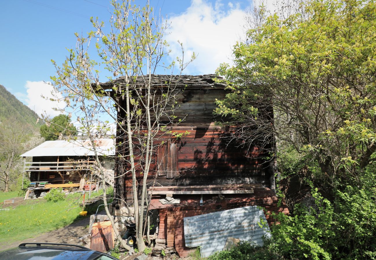 freistehendes Haus in Evolène - CHALET À RÉNOVER