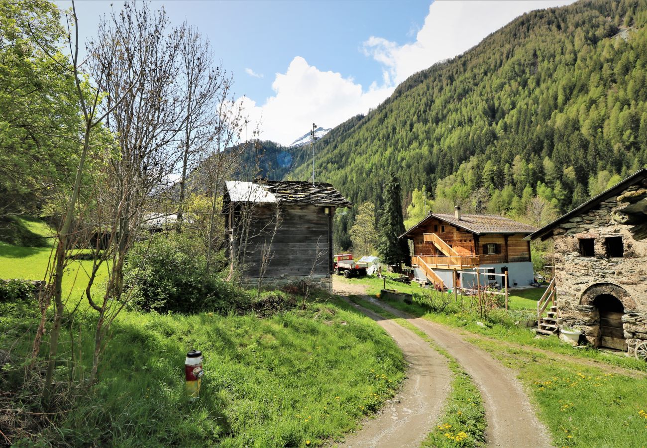 freistehendes Haus in Evolène - CHALET À RÉNOVER