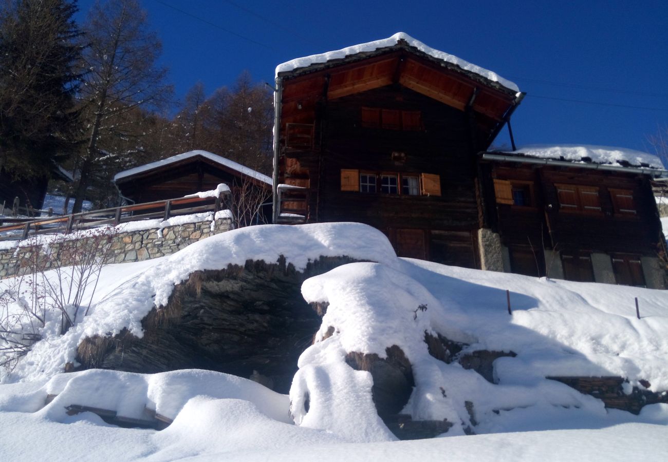 Chalet in Les Haudères - Mayen Farquesses - Einfach und authentisch |Val d'Hérens