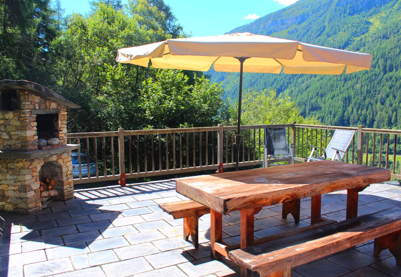 Chalet à Evolène - Le Poirier Sauvage - Chalet en pleine nature | Évolène